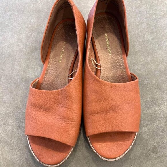 ANTHROPOLOGIE leather flats. Cognac. Womans size 8. - Picture 10 of 11